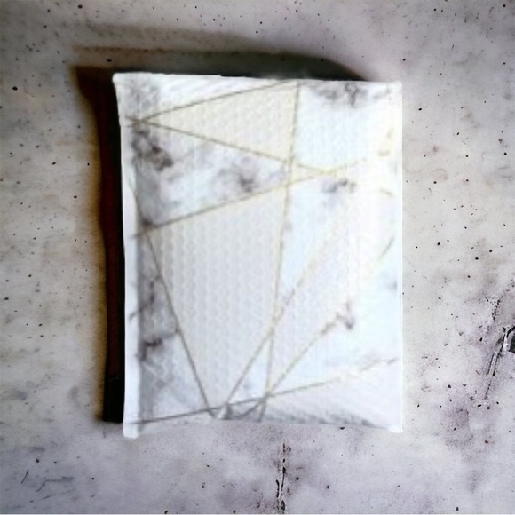 10 4.25x8 Poly Bubble Mailers - Marble White, Gray, Gold Print Padded Envelopes - Picture 1 of 2